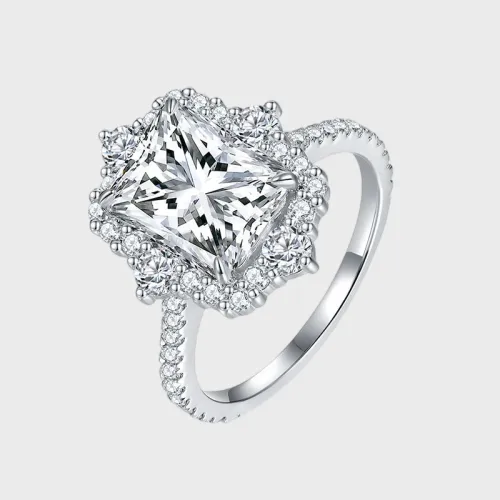 Moissanite Single Ring