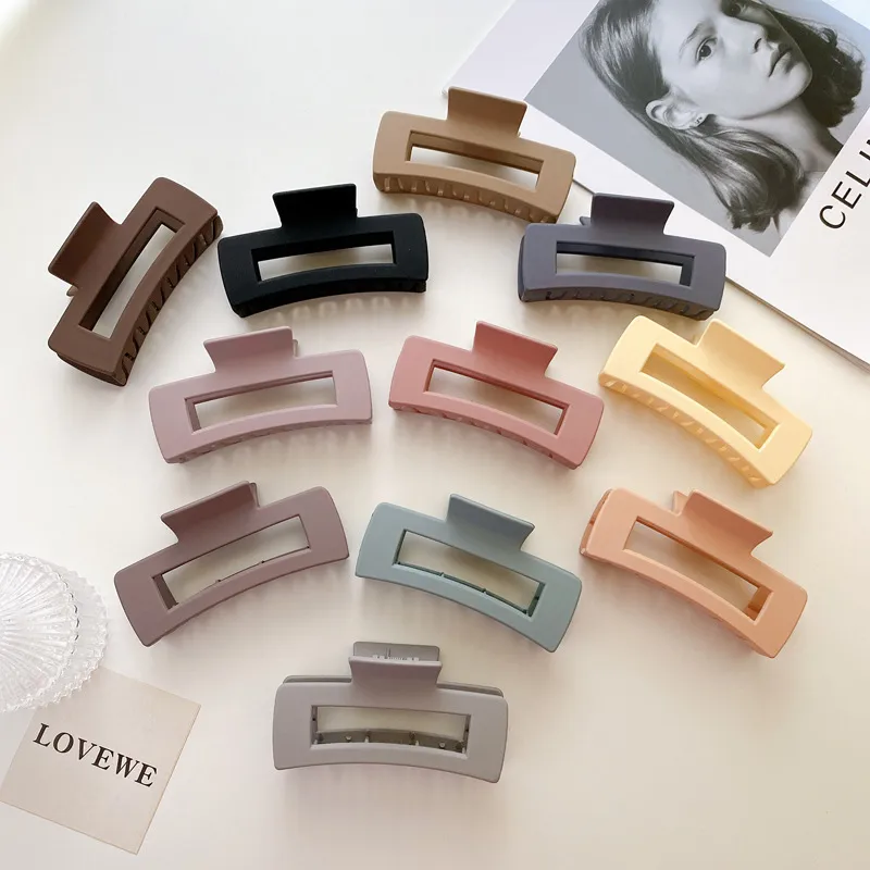 Korean Temperament Frosted Large Shark Clip display picture 1