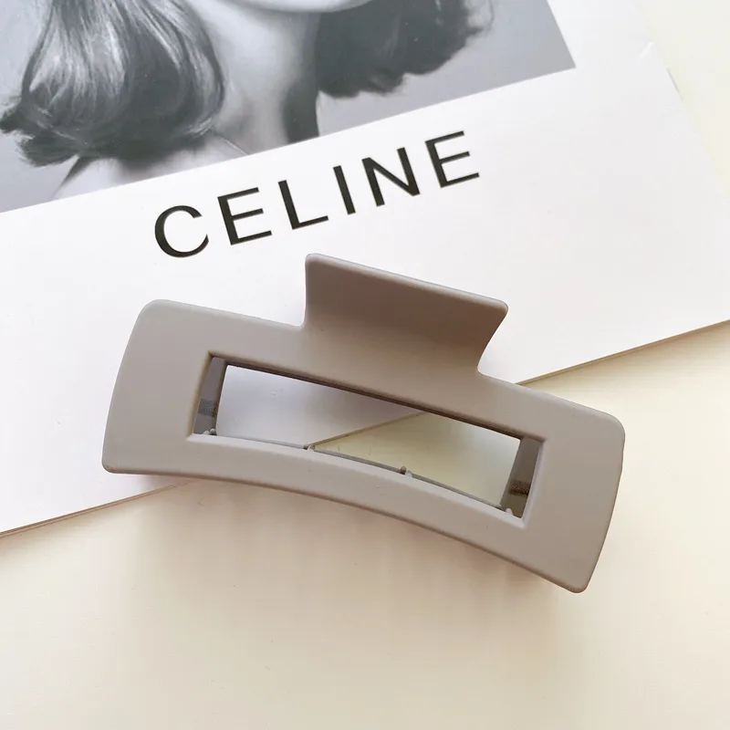 Grand Clip Requin Dépoli Au Tempérament Coréen display picture 8