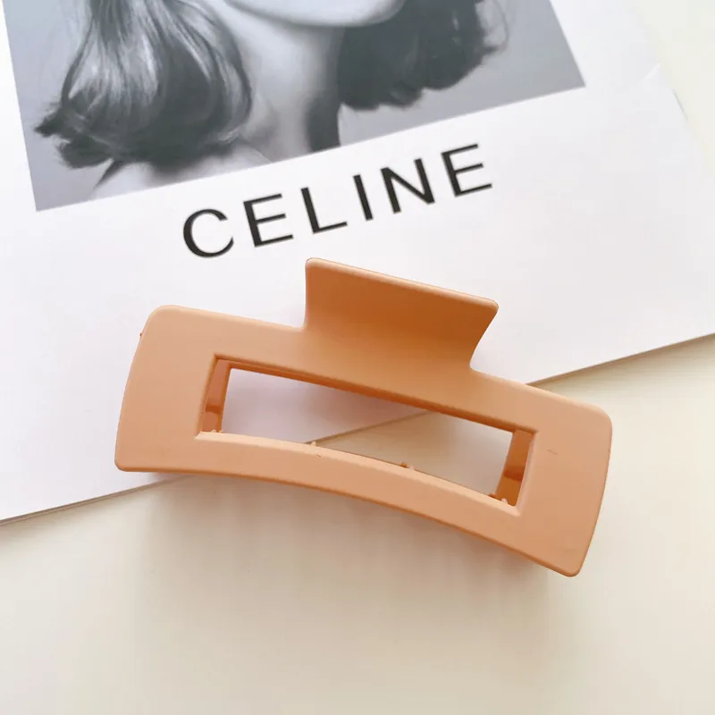 Grand Clip Requin Dépoli Au Tempérament Coréen display picture 10