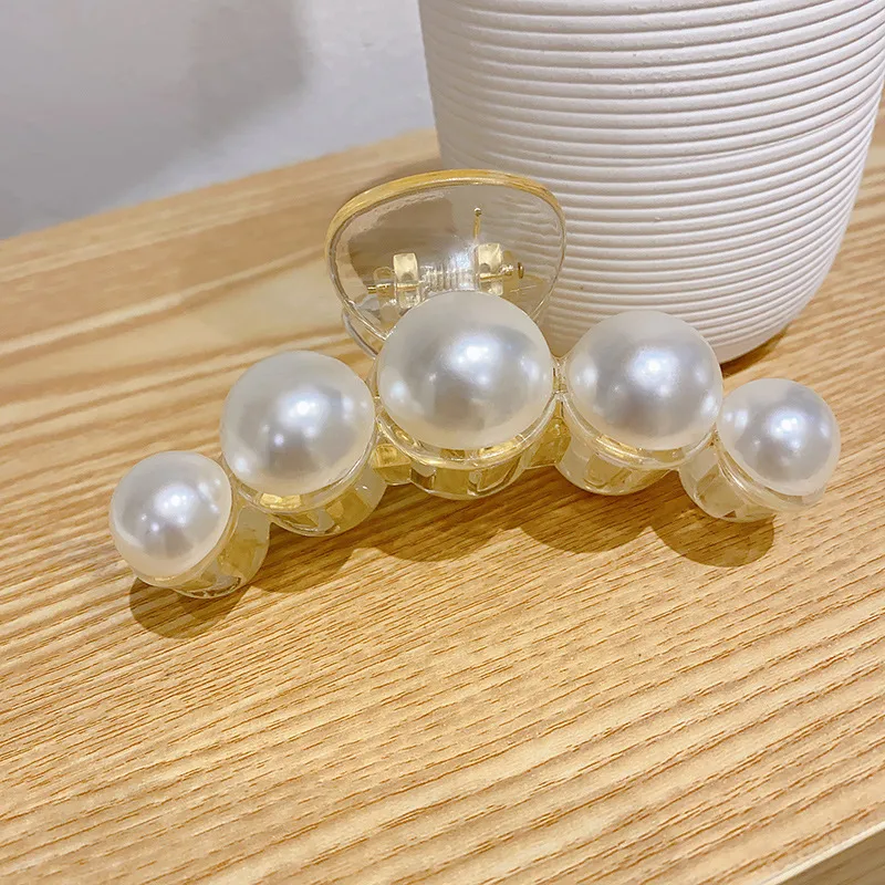 Korean Hair Clip Large Hair Clip Pearl Catch Clip Headdress Shark Hair Catch display picture 8