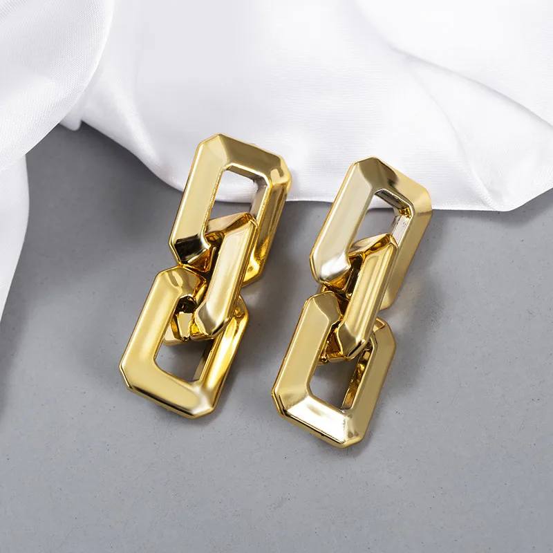 Fashion Exaggerated Trend Cold Wind Metal Texture Chain Earrings display picture 4