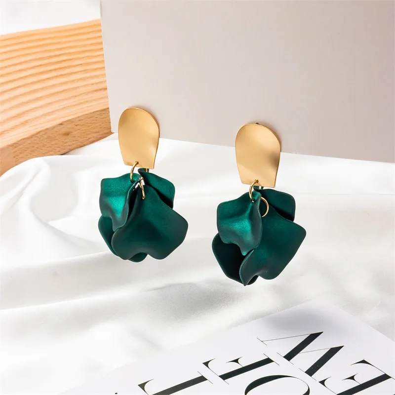 Fashion Multi-color Petal Leaf Earrings Wholesale display picture 6