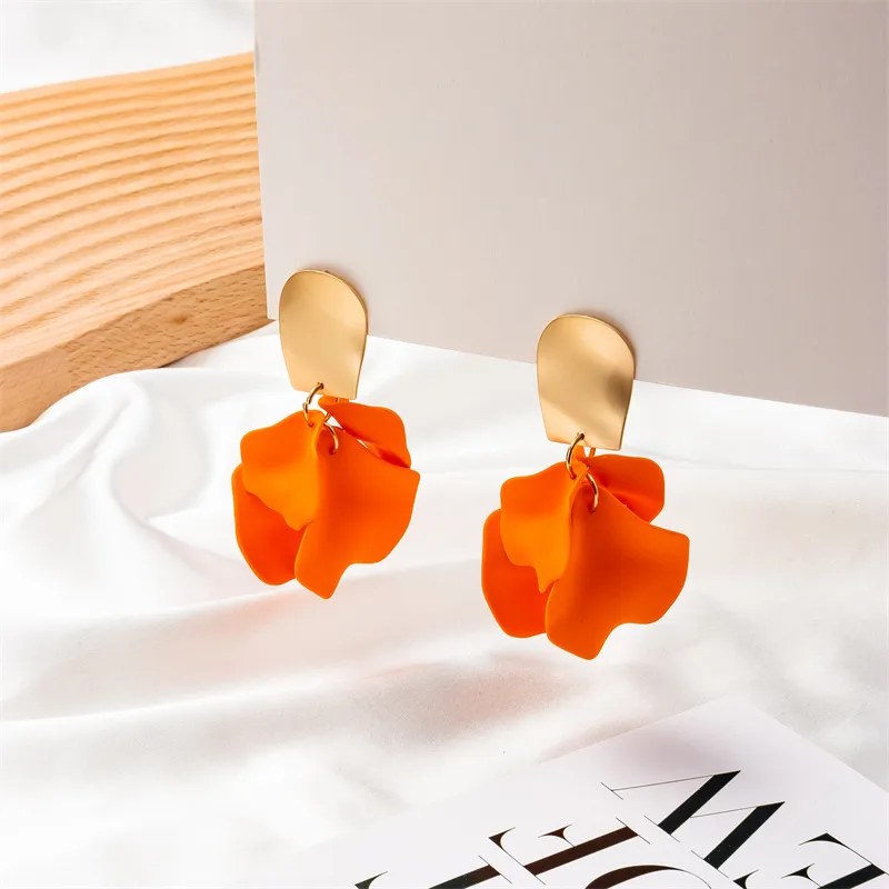 Fashion Multi-color Petal Leaf Earrings Wholesale display picture 7