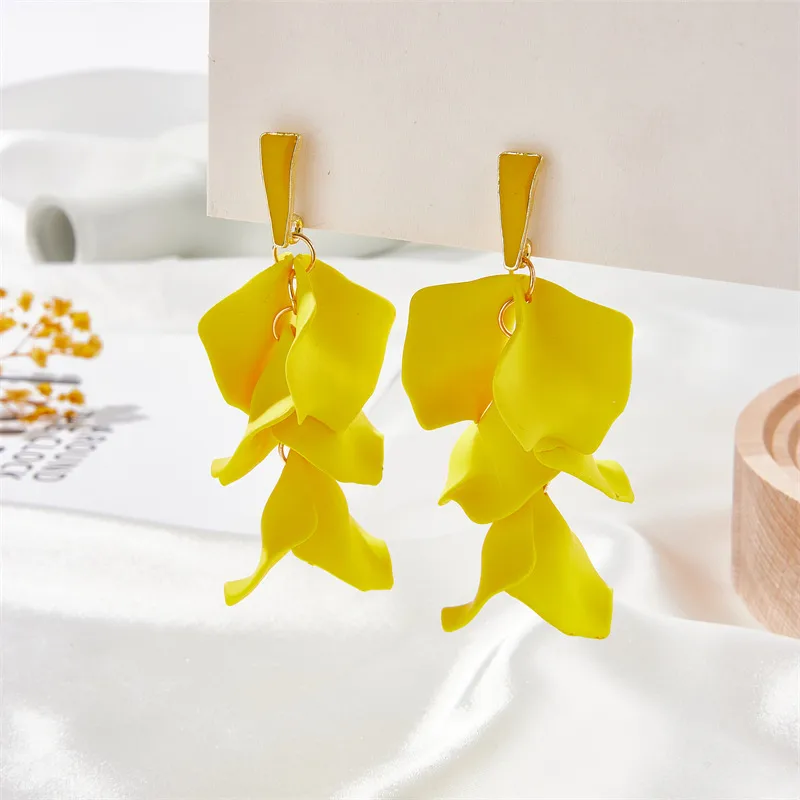 Elegant Flower Alloy Drop Earrings display picture 4