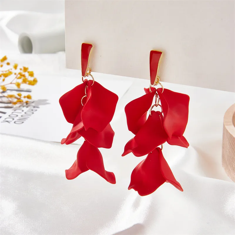 Elegant Flower Alloy Drop Earrings display picture 10