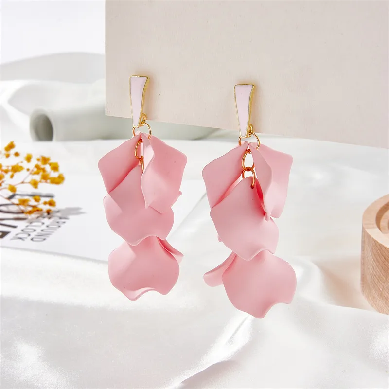 Elegant Flower Alloy Drop Earrings display picture 14