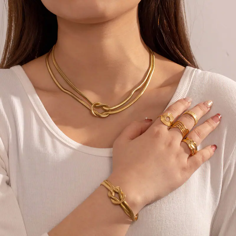 Simple Style Knot Stainless Steel Plating 18k Gold Plated Bracelets Necklace display picture 4