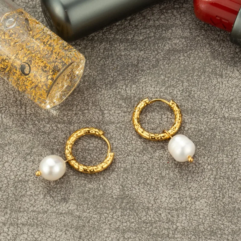 1 Pair Solid Color Vintage Style Stainless Steel Gold Plated Plating Earrings display picture 3