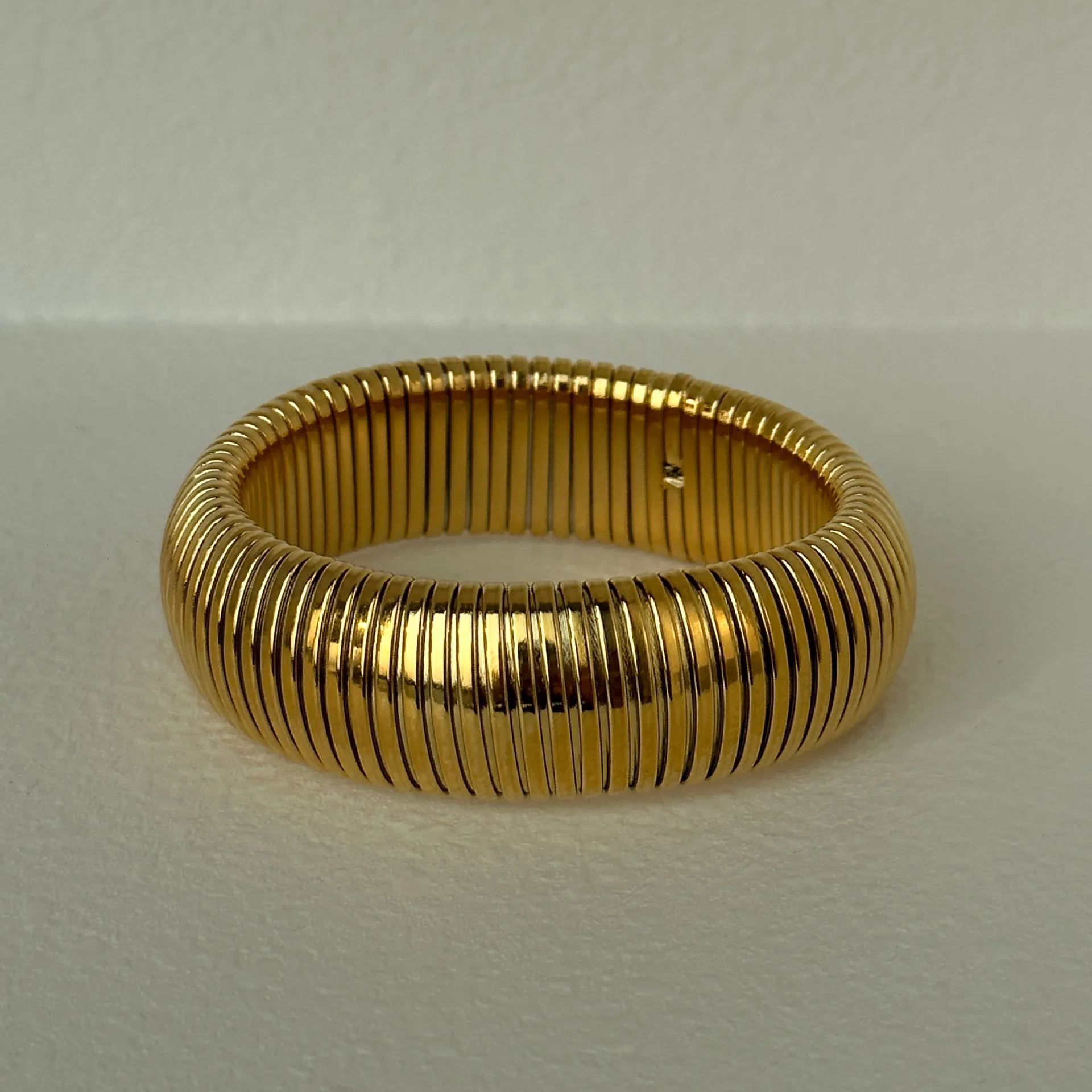 Couleur Unie Style IG De Base Plaqué Or 18K Acier Inoxydable 304 Bracelet En Masse display picture 6