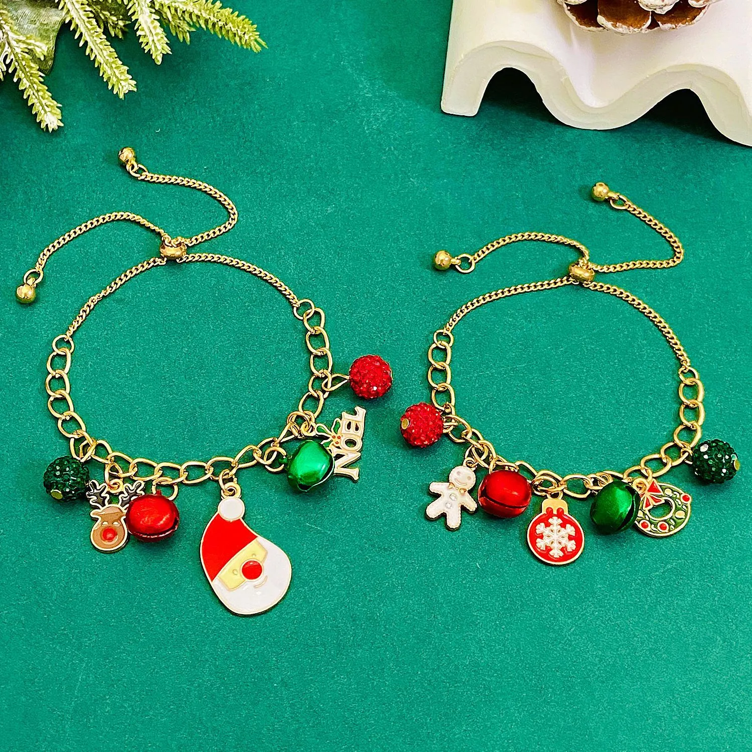 Papá Noel Copo De Nieve Alce Estilo De Dibujos Animados Lindo Circón Aleación Pulsera Venta Al Por Mayor display picture 4
