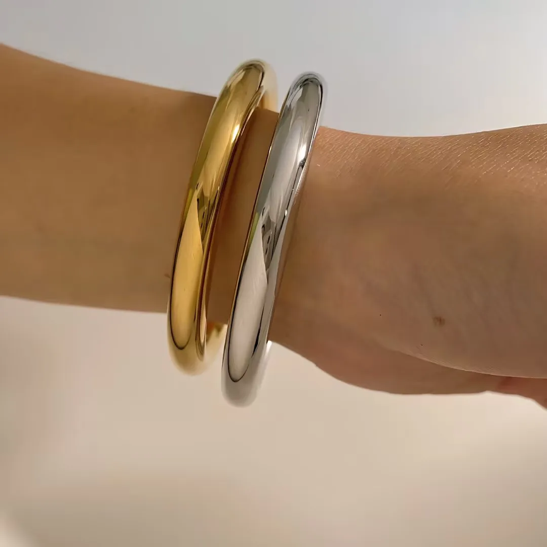 Color Sólido Estilo IG Estilo Simple Chapado En Oro De 16 Quilates Blanco Oro Plateado Chapado En Oro Acero Inoxidable 304 Brazalete Al Mayoreo display picture 2
