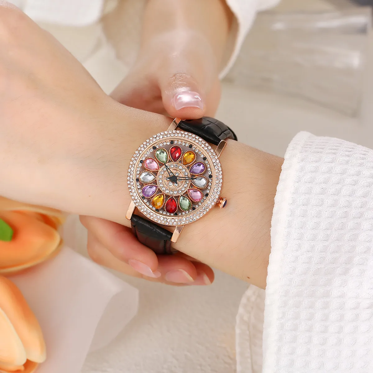 Live New Time-running Watch Women's Non-automatic Large Dial Gipsophila Rhinestone Fashion Women's Watch display picture 12
