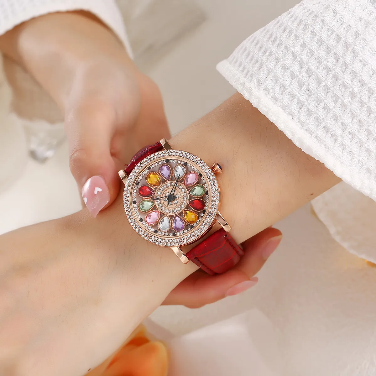 Live New Time-running Watch Women's Non-automatic Large Dial Gipsophila Rhinestone Fashion Women's Watch display picture 13