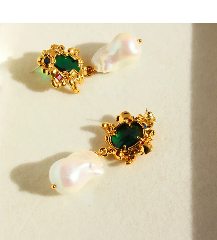 1 Pair Irregular Flower Retro Baroque Style Natural Stone Pearl 24K Gold Plated Pearl Zircon Inlay Drop Earrings display picture 5