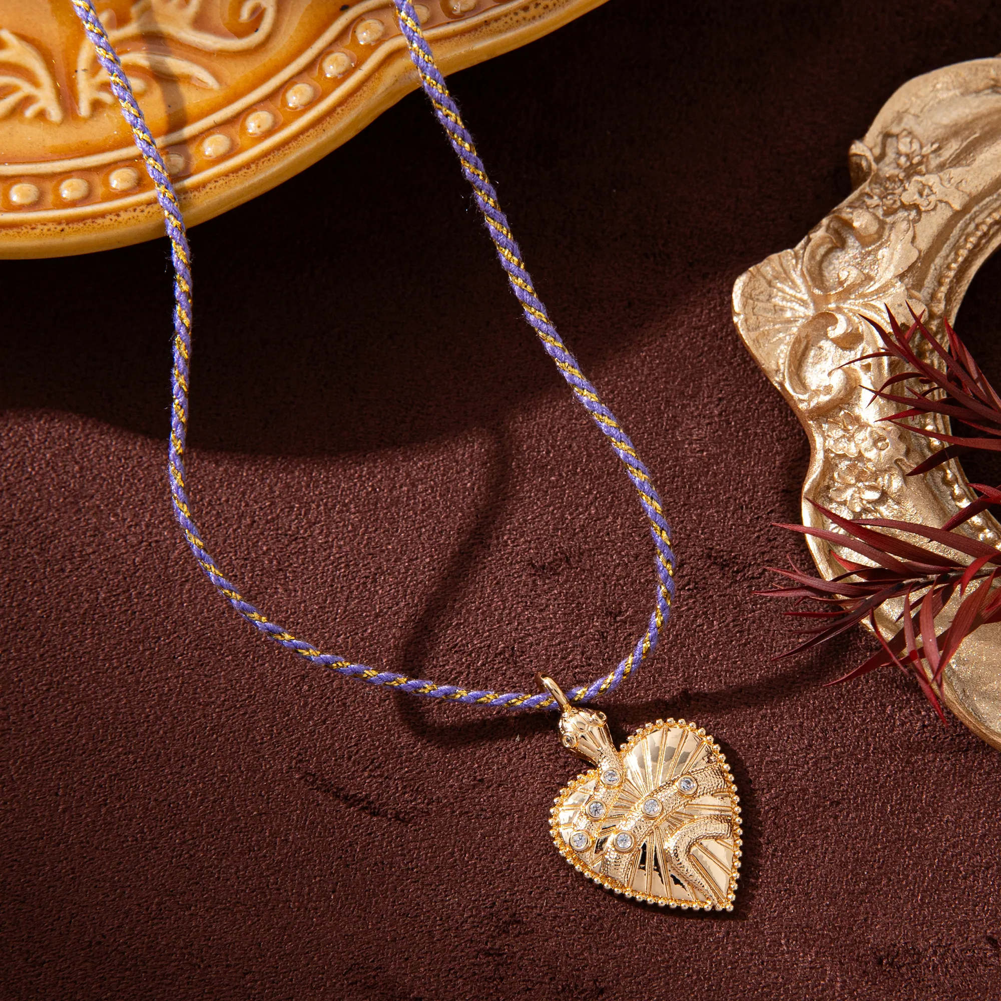 Heart Shape Vintage Style Zircon Gold Plated Cotton Rope Copper Pendant Necklace Wholesale display picture 14