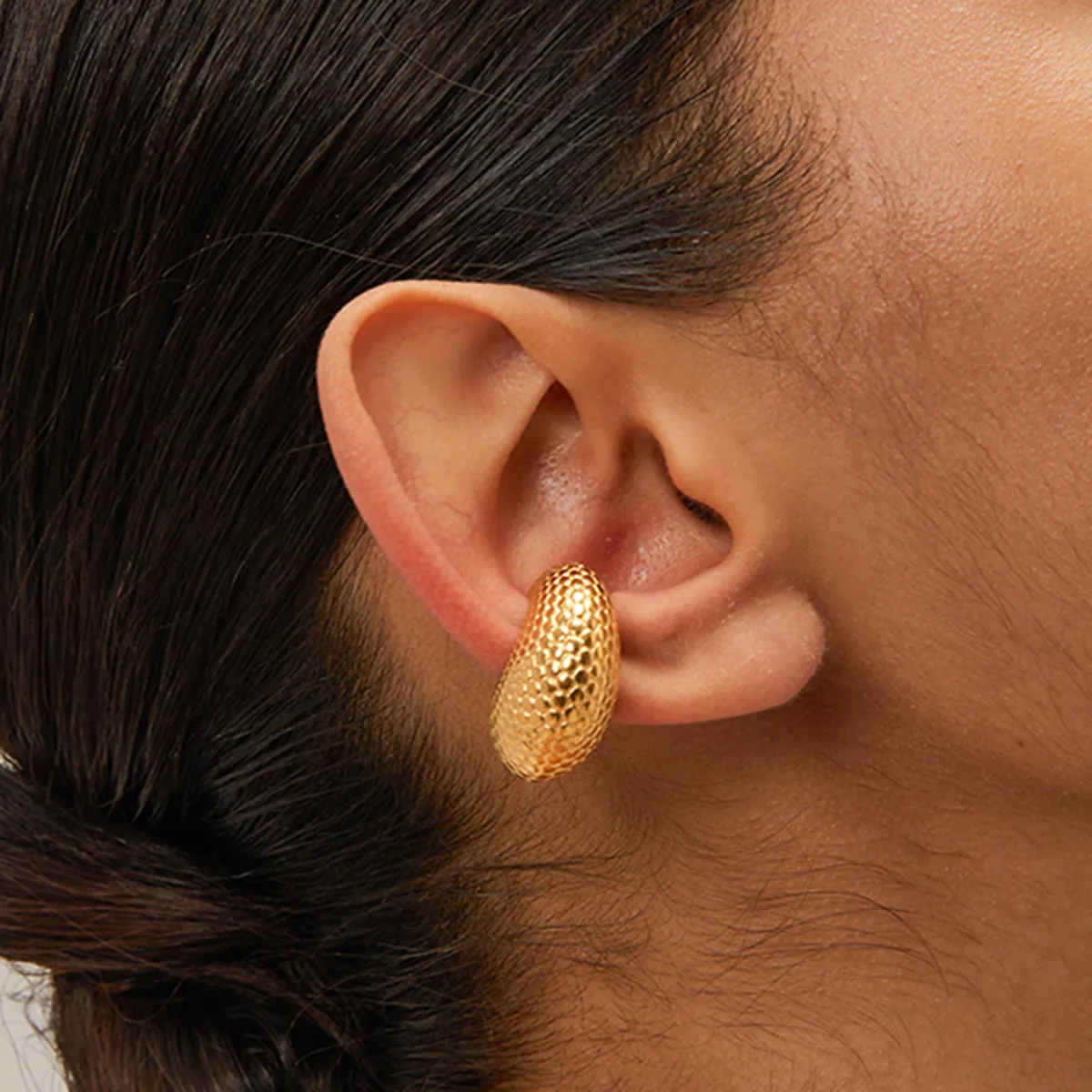 1 Pair Fish Scales IG Style Modern Style 304 Stainless Steel 18K Gold Plated Ear Cuffs display picture 8