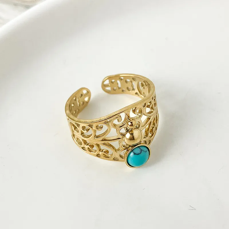 Élégant Style Vintage Style Simple Acier Inoxydable 304 Forme De Cœur Placage Évider Incruster Turquoise Plaqué Or 14K Femmes Anneau Ouvert display picture 4