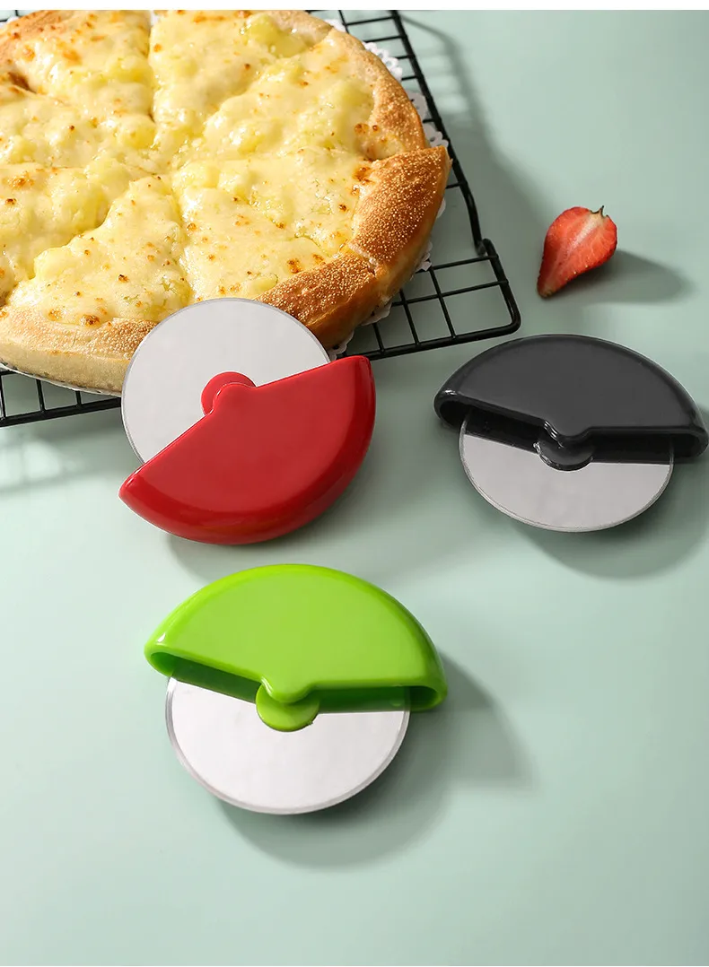 Stainless Steel Pizza Cutter Round Roller Cutter Baking Tools Kitchen Modern Minimalist display picture 10