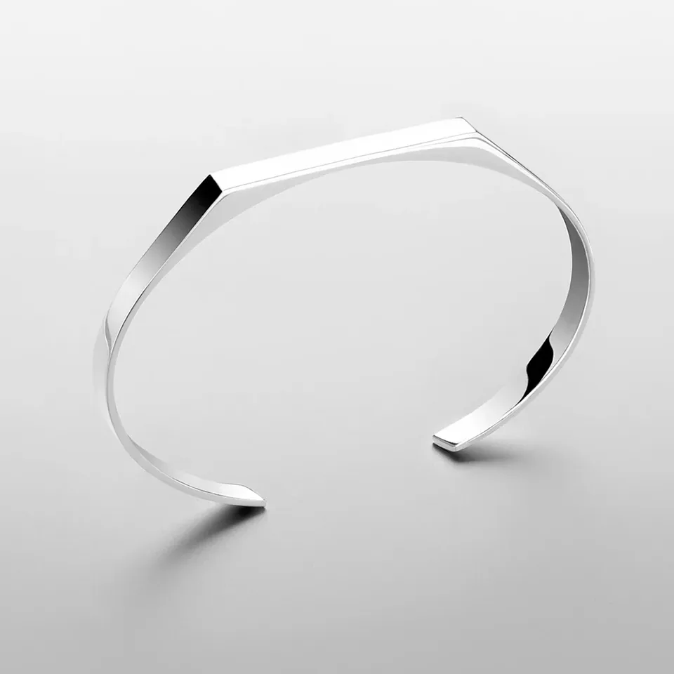 Solid Color Simple Style Streetwear Commute 18K Gold Plated White Gold Plated 304 Stainless Steel Bangle Wholesale display picture 1