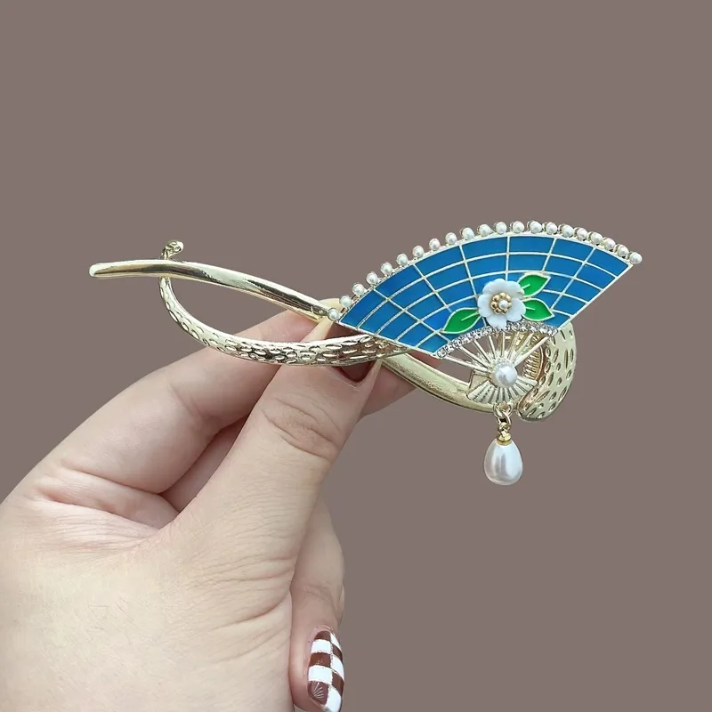 Pinza De Plátano De Flores De Perlas Vintage, Broche De Mariposa De Metal De Alta Calidad, Broche De Pelo De Red Rojo Antiguo, Elegante, Al Por Mayor display picture 8