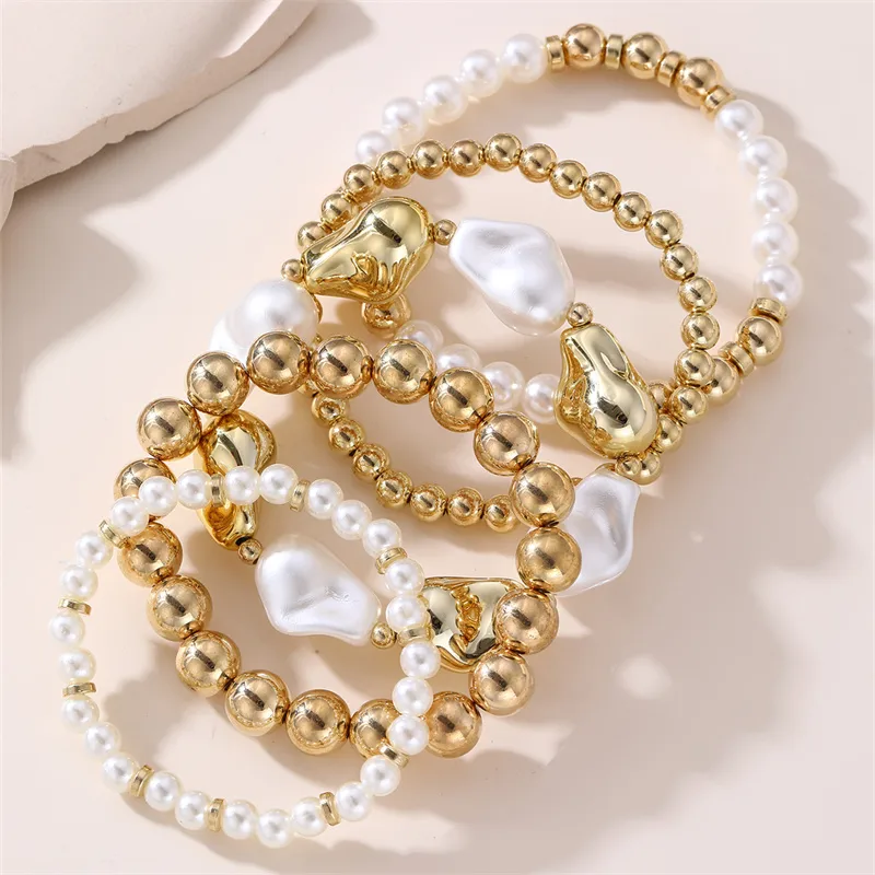Solid Color Retro Simple Style Commute Alloy Plastic Bracelets Wholesale display picture 9