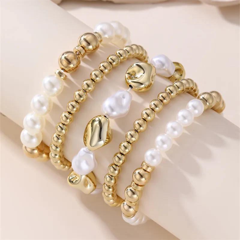 Solid Color Retro Simple Style Commute Alloy Plastic Bracelets Wholesale display picture 21