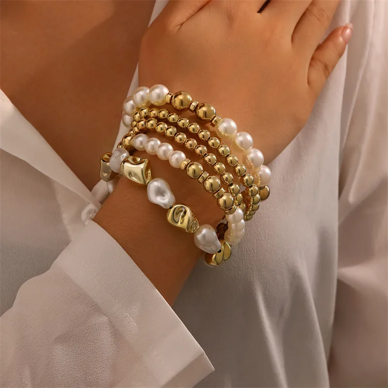 Solid Color Retro Simple Style Commute Alloy Plastic Bracelets Wholesale display picture 22