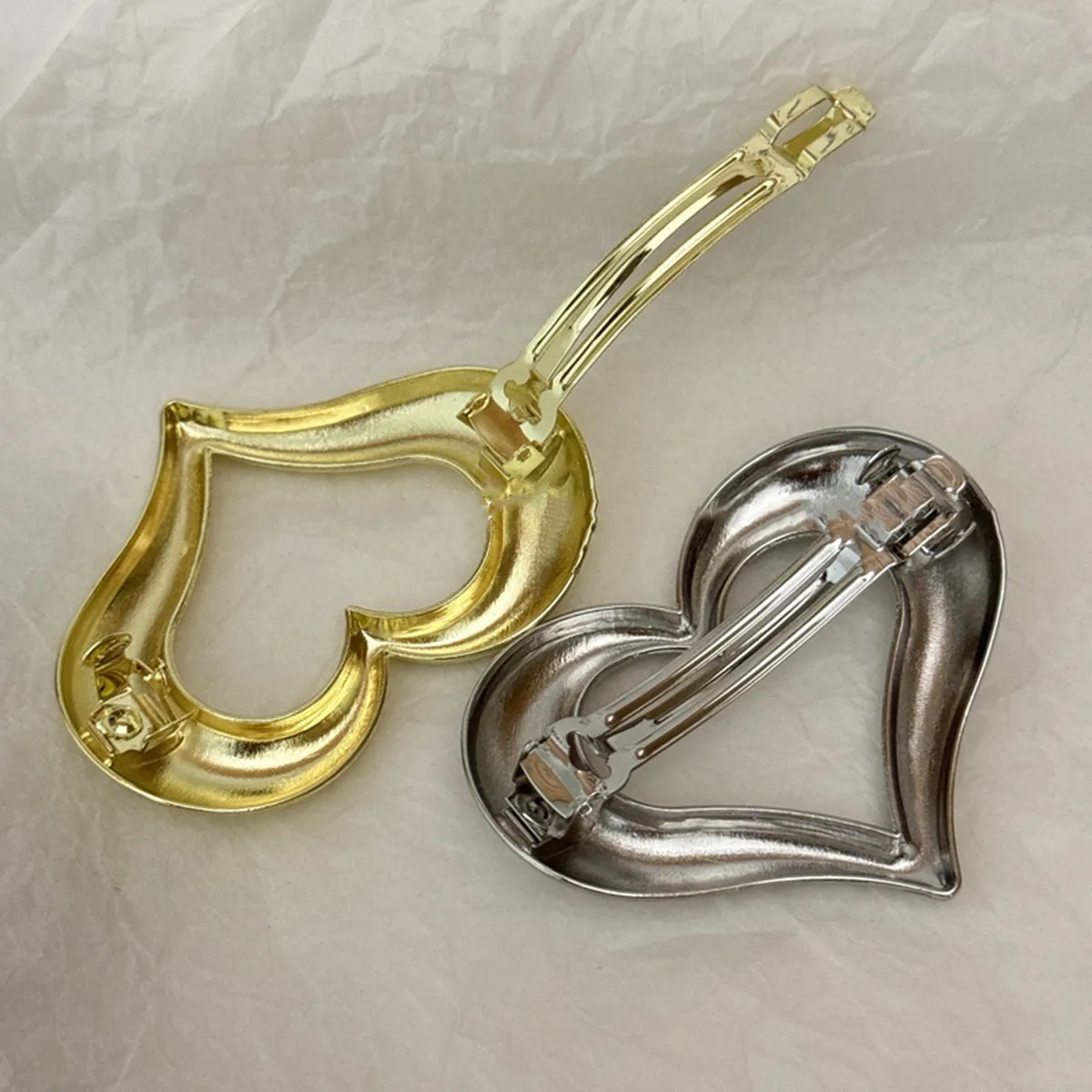 Women's Heart Shape Elegant Alloy Hair Clip display picture 4