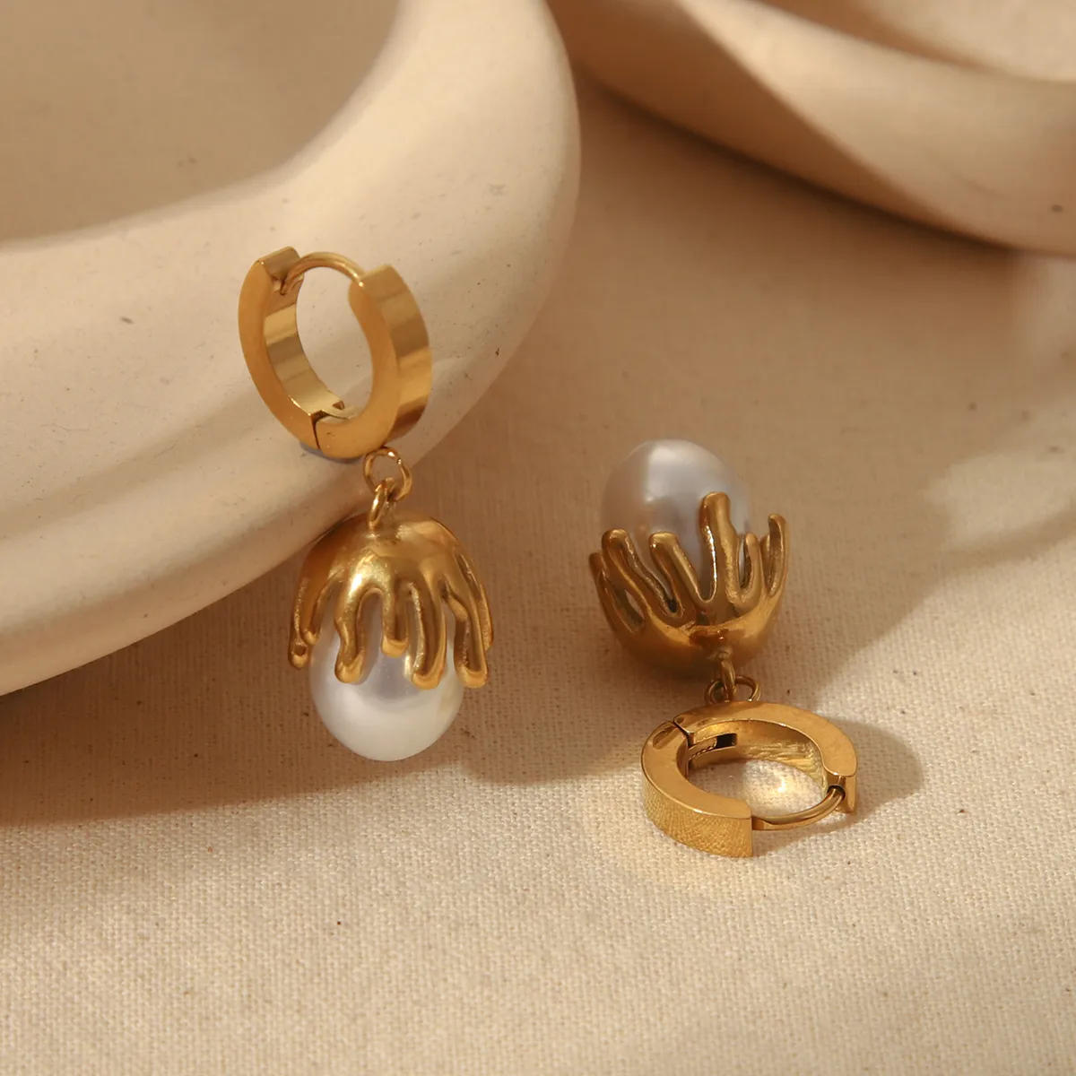 Flor Acero Inoxidable 304 Chapados en oro de 18k Embutido Chapados en oro de 18k Conjunto De Joyas display picture 2