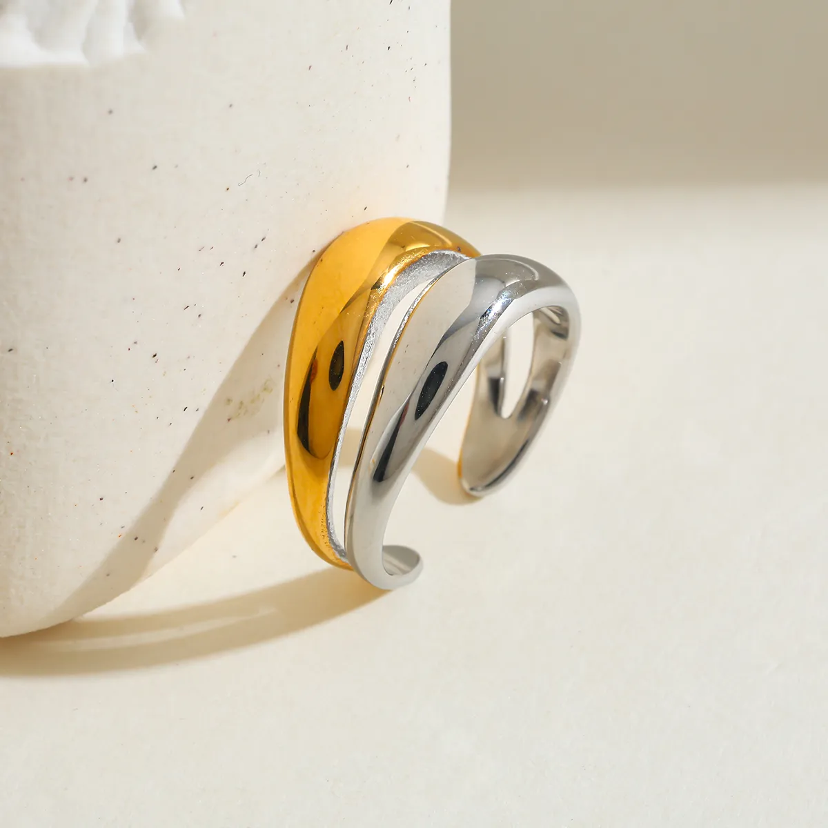 Vintage Style French Style 304 Stainless Steel Geometric Plating Shell Zircon Women's Open Rings Rings display picture 11