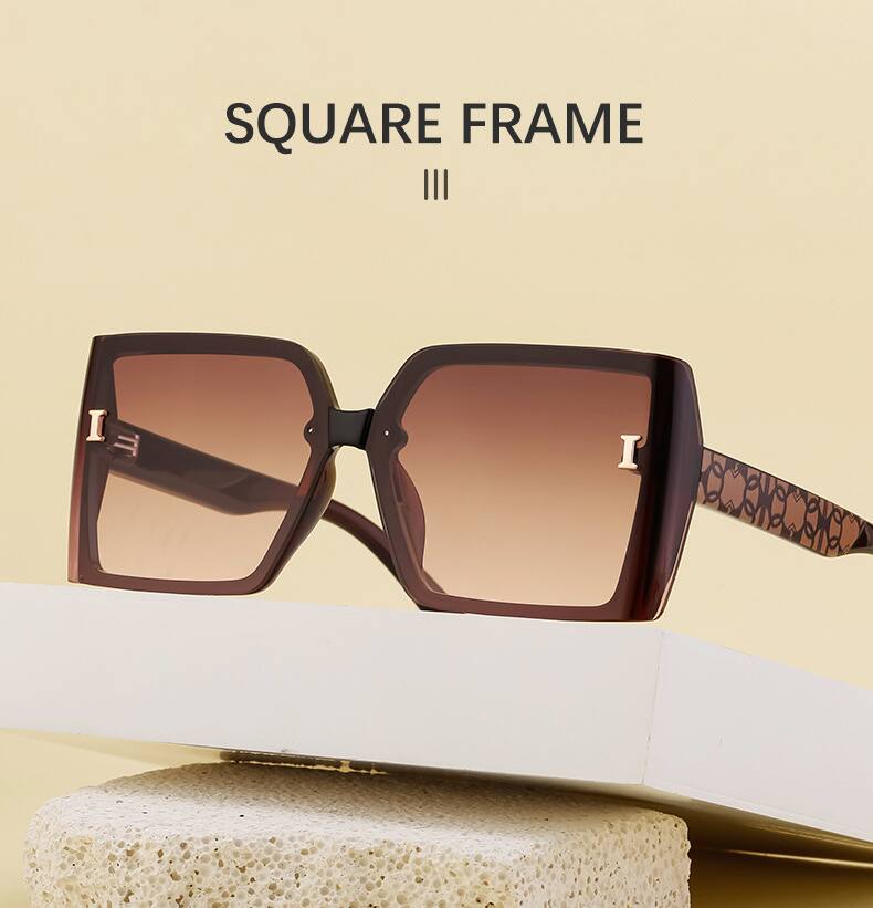 Cuadrado Ropa De Calle Degradado De Color Ordenador Personal Fotograma Completo Gafas De Sol Mujer display picture 8