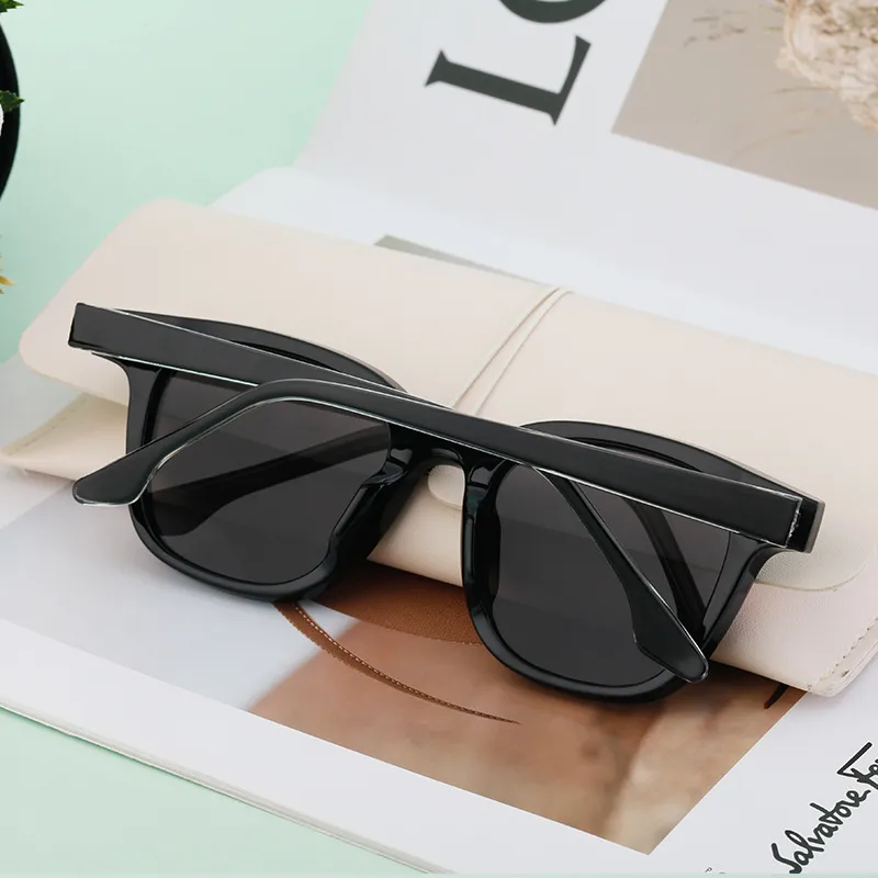 Square Modern Style Classic Style Geometric Pc Full Frame Women's Sunglasses display picture 3