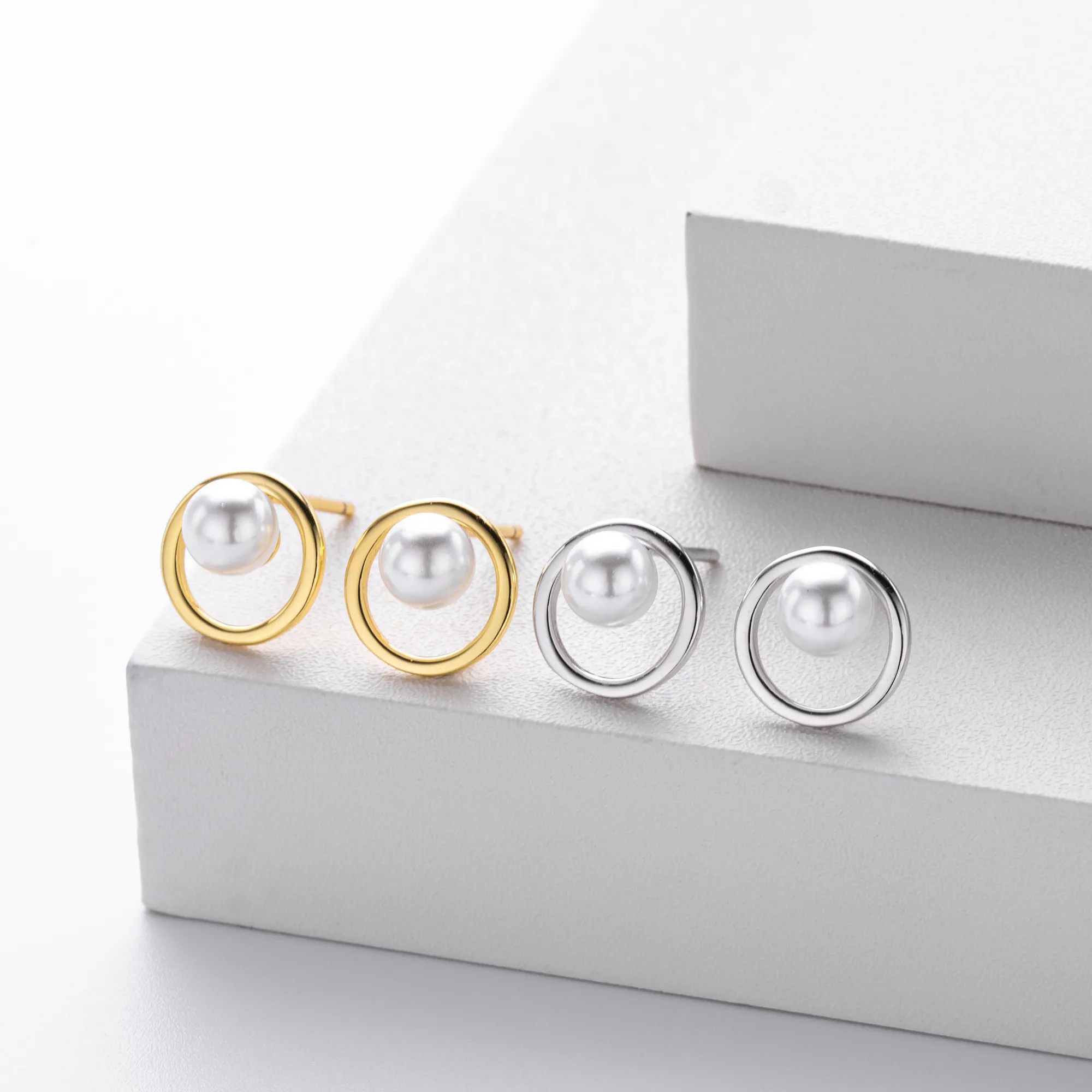 1 Pair 925 Sterling Silver Pearl 18K Gold Plated Platinum Plated Rhodium Plated Round Ear Studs display picture 7