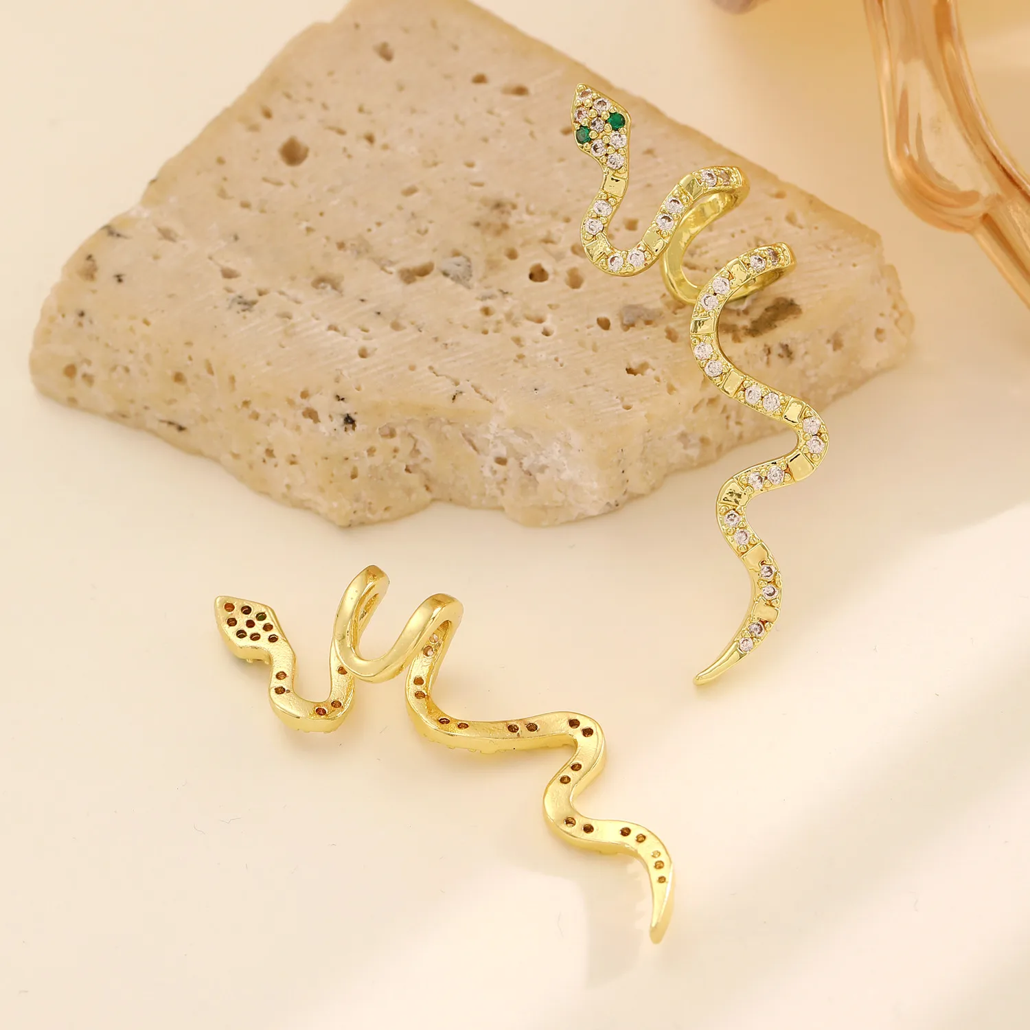 1 Piece Snake Retro Classic Style Copper Plating Ear Cuffs display picture 10