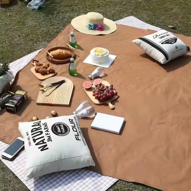 Tapis De Pique-nique Tapis Résistant À L'humidité Épaissi Ins Style Tapis De Sol Extérieur Camping Pique-nique Tissu Bohème Tapis Couverture display picture 2