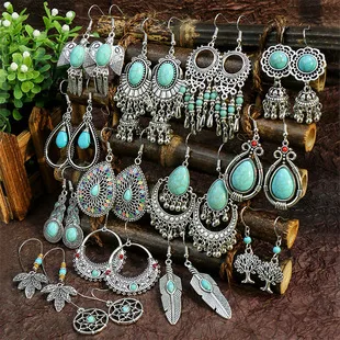 New Bohemian Wooden Bead Handmade Tassel Earrings Elegant Graceful Geometric Circle Ear Rings display picture 1