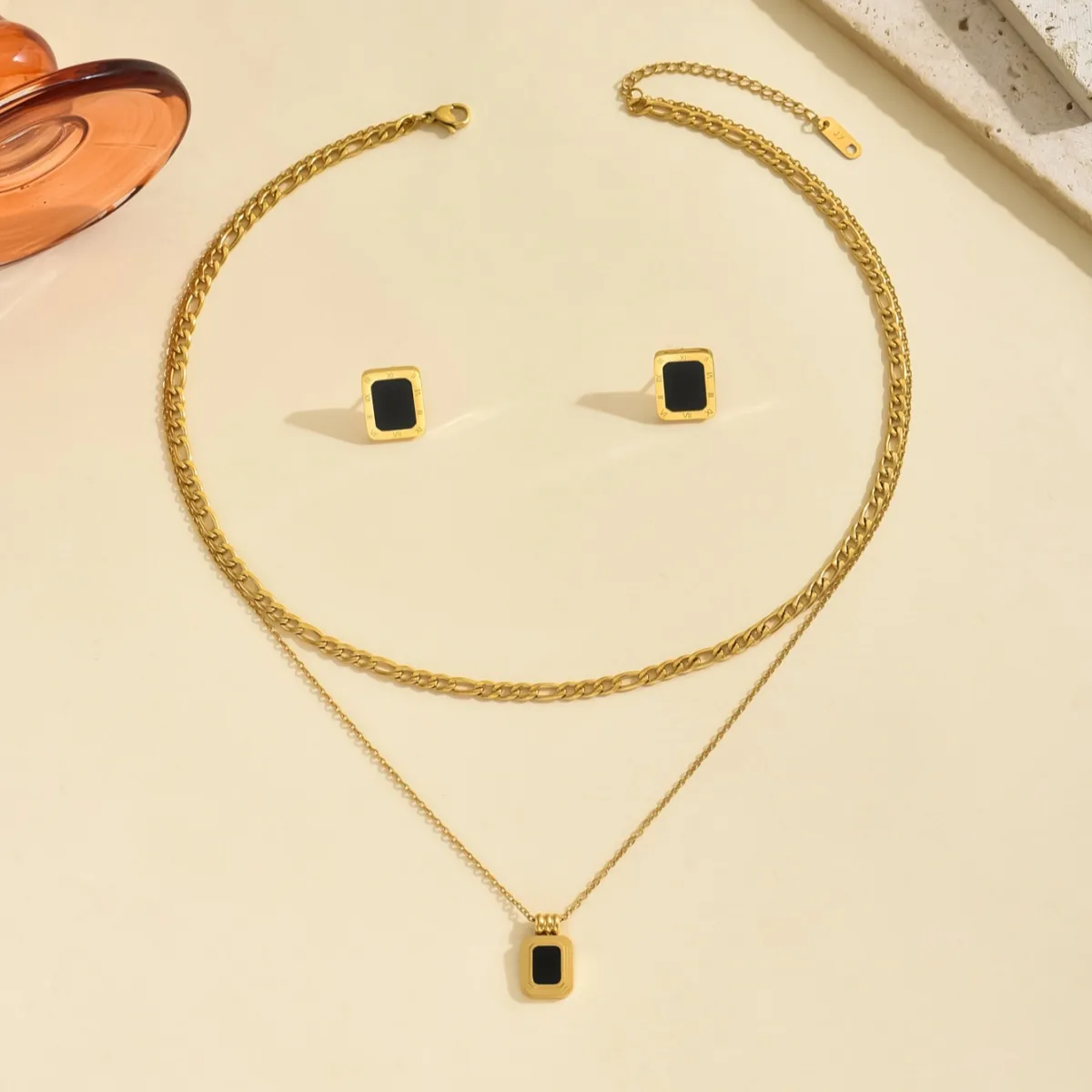 Elegant Vintage Style Lady 304 Stainless Steel Pentagram 18K Gold Plated Women's Jewelry Set display picture 1