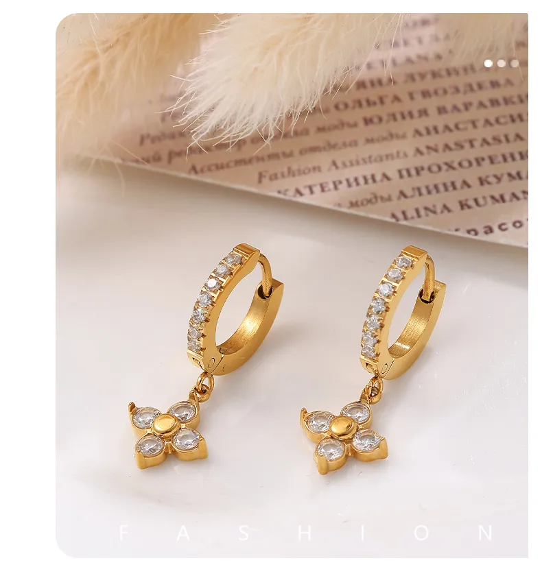 1 Pair Four Leaf Clover Water Droplets Heart Shape Glam Luxurious Lady 304 Stainless Steel Earrings display picture 4