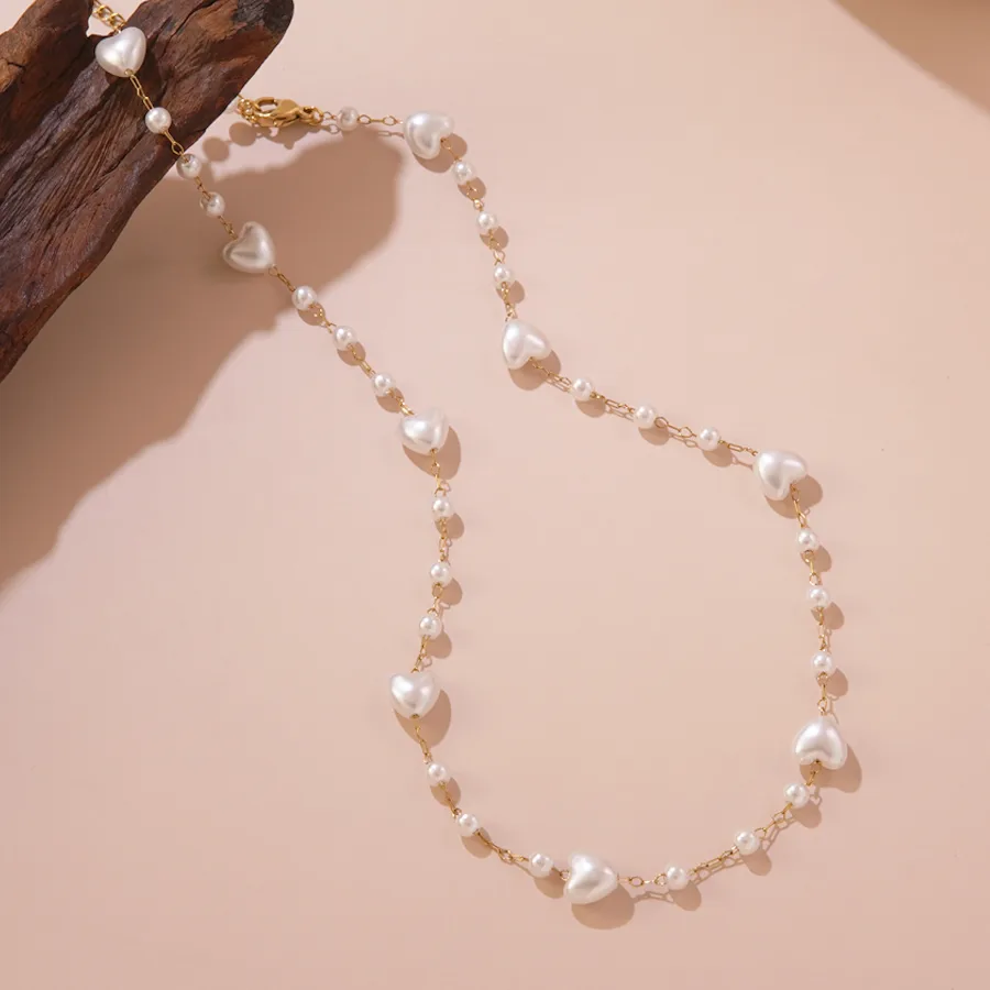 Irrégulier Géométrique Forme De Cœur Élégant Sucré Style Simple Acier Inoxydable 304 Plaqué Or 18K Collier Fermeture À Boucle De Type Homard display picture 4