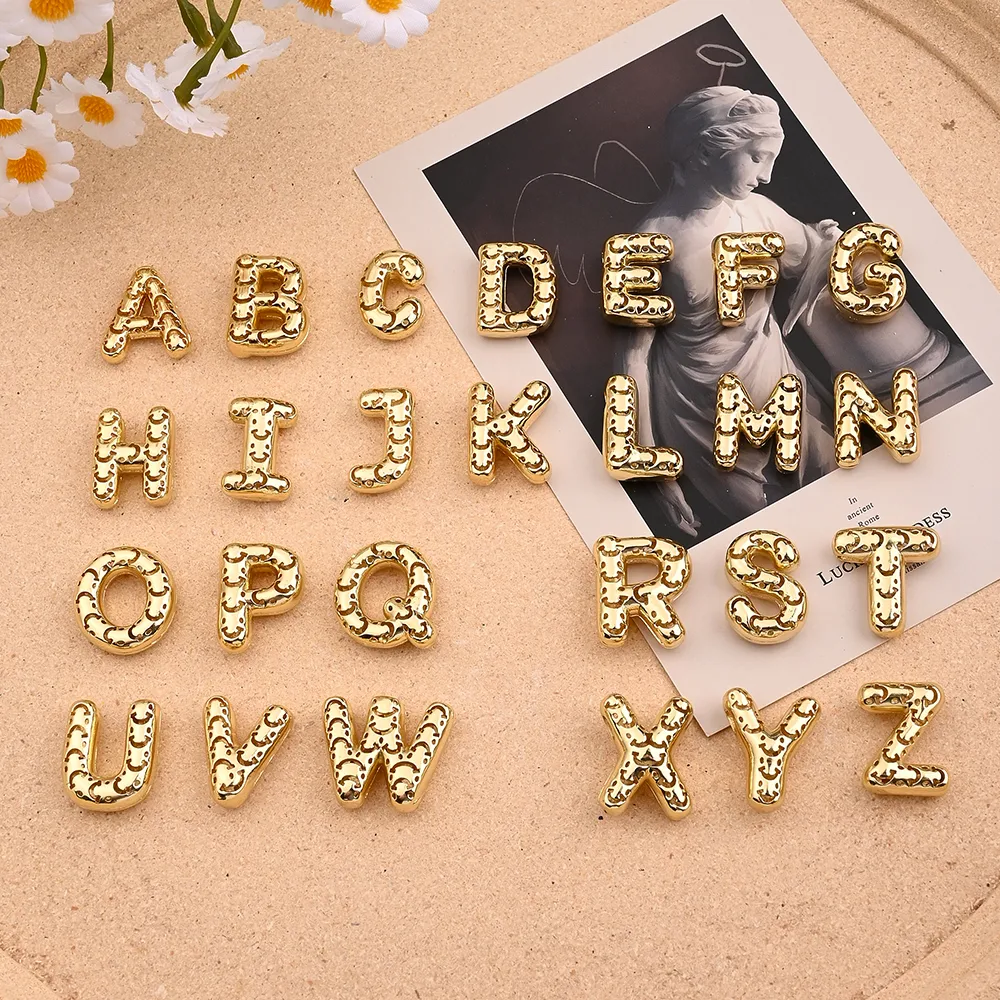 1 Pc/paquete Cobre Chapados En Oro De 18K Pulido Letra Colgante display picture 1