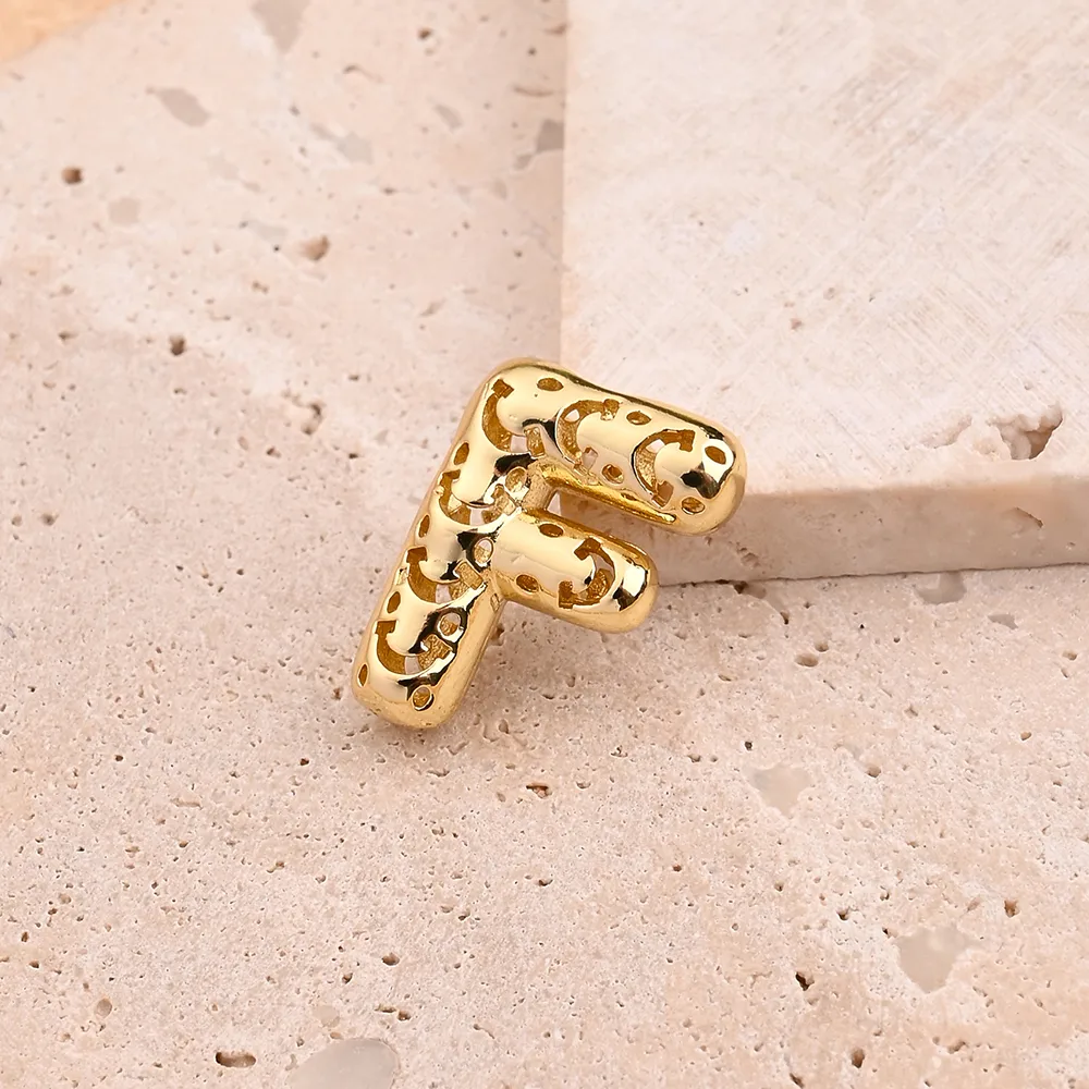 1 Pc/paquete Cobre Chapados En Oro De 18K Pulido Letra Colgante display picture 8