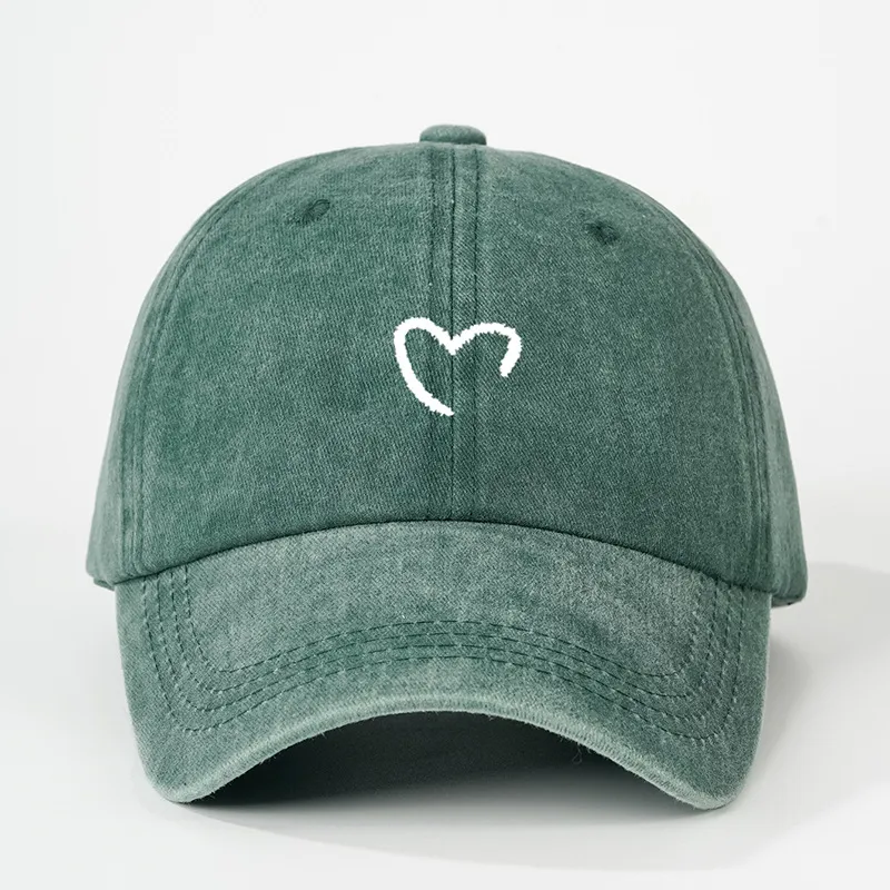 Unisex Heart Shape Curved Eaves Embroidery Casual Simple Style Streetwear Baseball Cap display picture 2