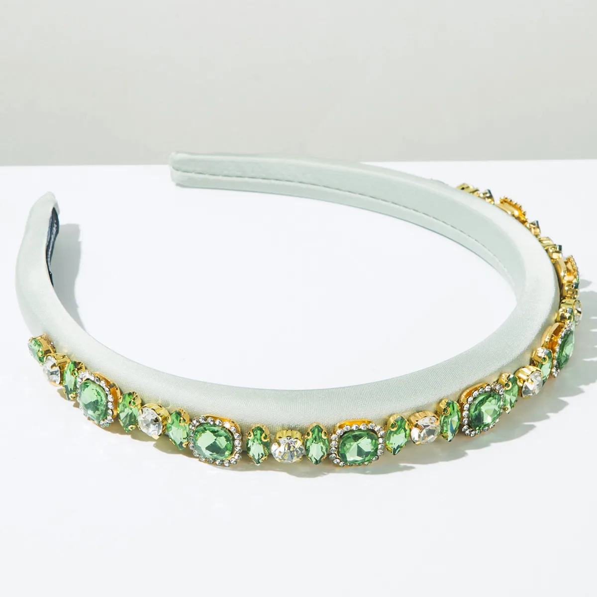 Women's Round Simple Style Cloth Diamond Hair Band display picture 7