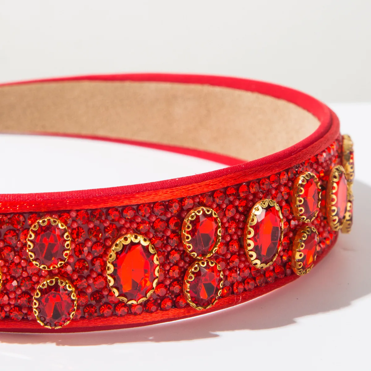 Mujeres Banda Para El Cabello Ronda Retro Estilo Moderno Cristal Artificial Tela Diamante Banda Para El Cabello display picture 9