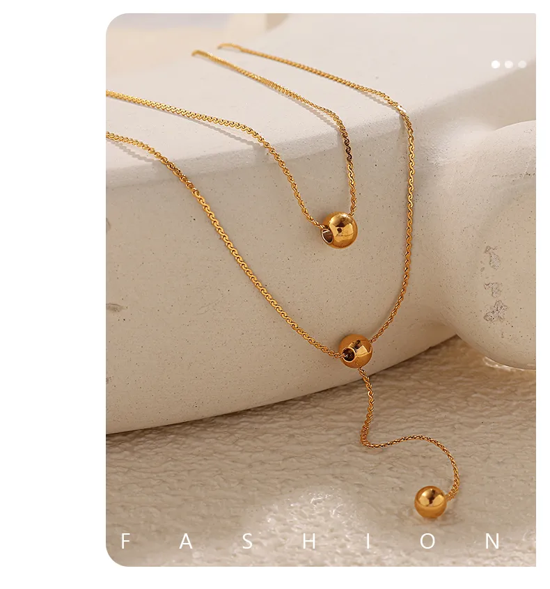 Round Glam Luxurious Queen 304 Stainless Steel Pendant Necklace Lobster Trigger Clasp Closure display picture 2