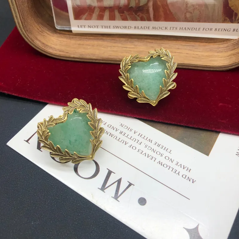 Simple Style Classic Style Alloy Turquoise Rose Quartz Leaves Red Heart Women's Earrings Brooches display picture 10