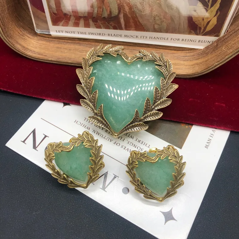Simple Style Classic Style Alloy Turquoise Rose Quartz Leaves Red Heart Women's Earrings Brooches display picture 11