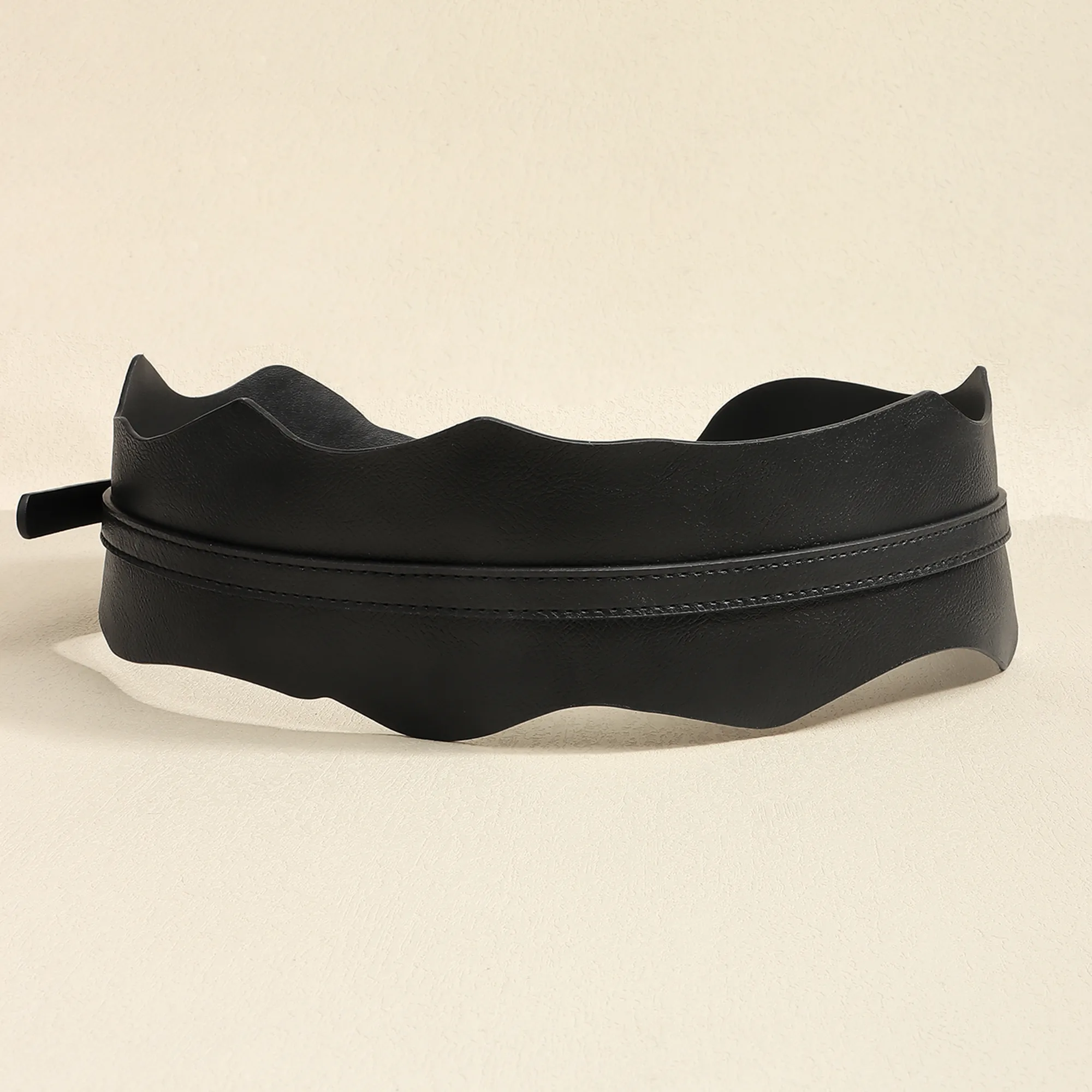 Women's Vintage Style Lady Simple Style Pu Pu Belt Buckle Leather Belts display picture 3