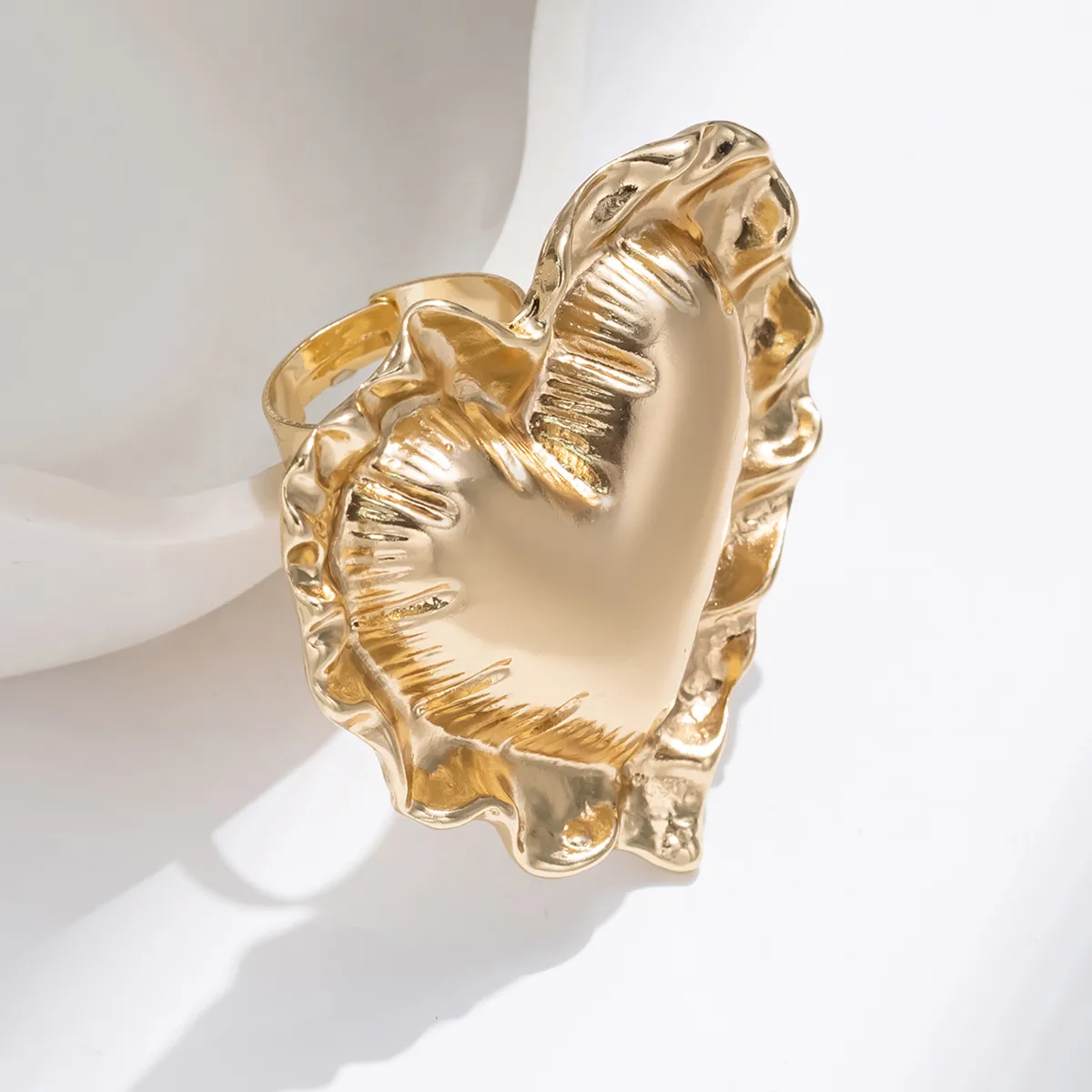 Elegant Classical Romantic Alloy Heart Shape Women's Open Rings display picture 3
